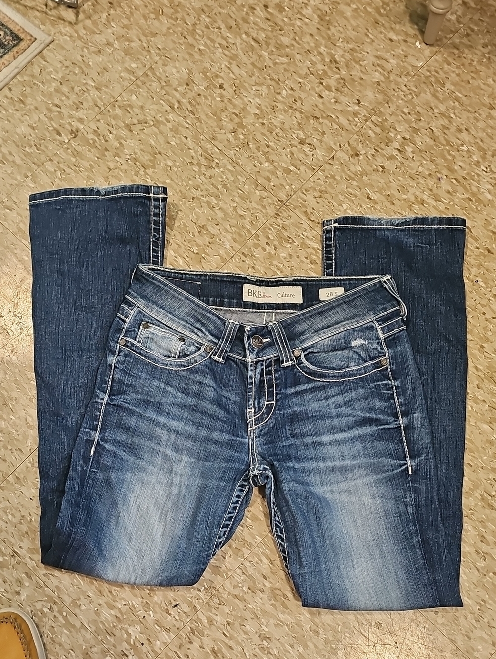 BKE Women’s Blue Boot Cut "Culture" Jeans with Faded Details Size 28 Short